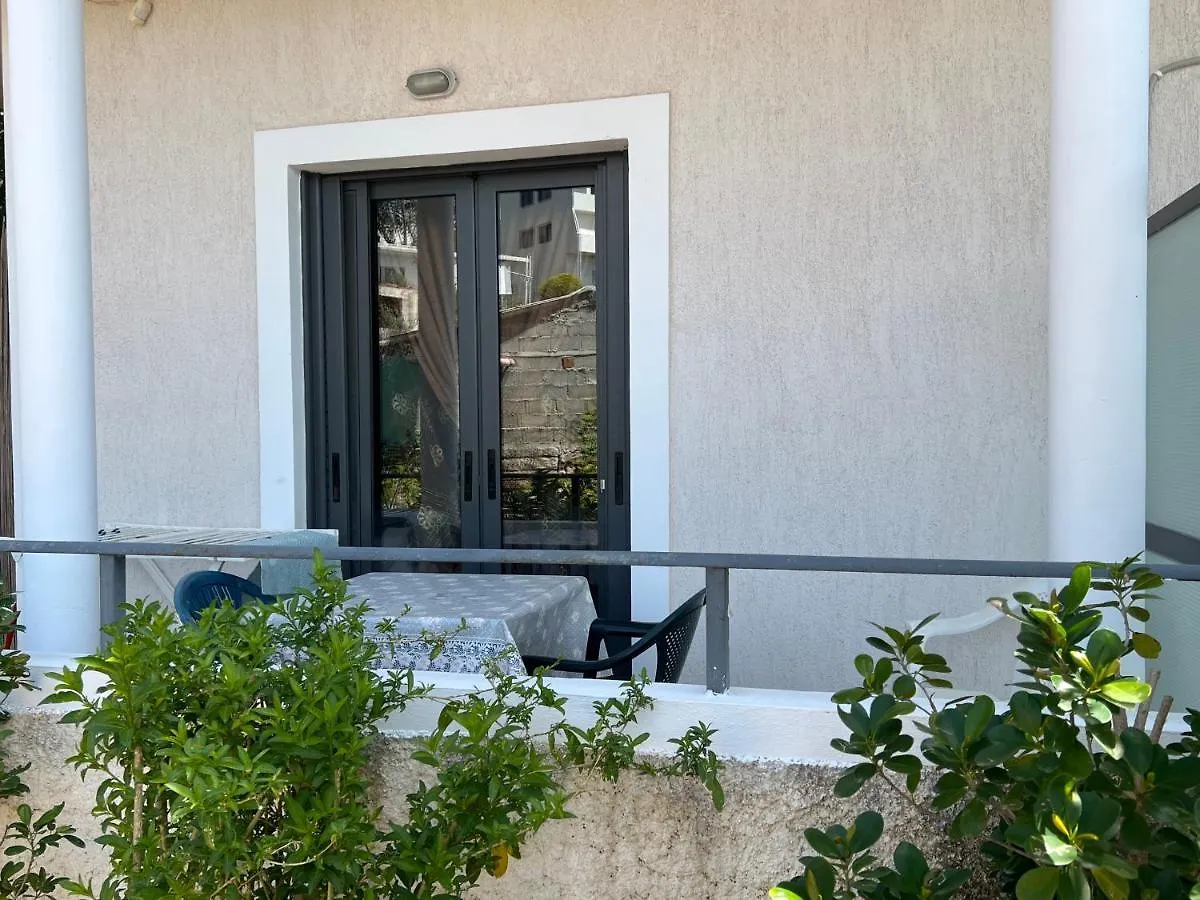 Appartamento Ion Sea View Ksamil