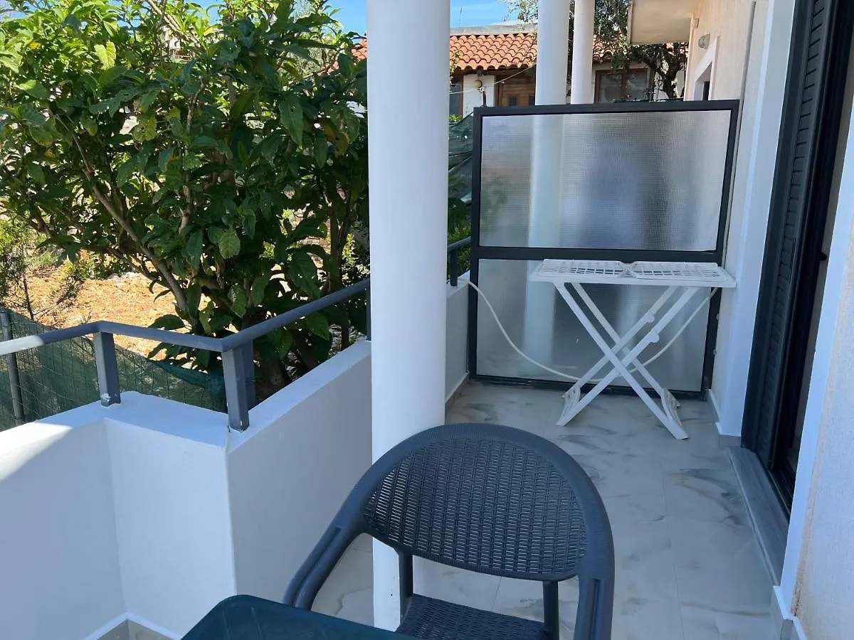 Appartamento Ion Sea View Ksamil