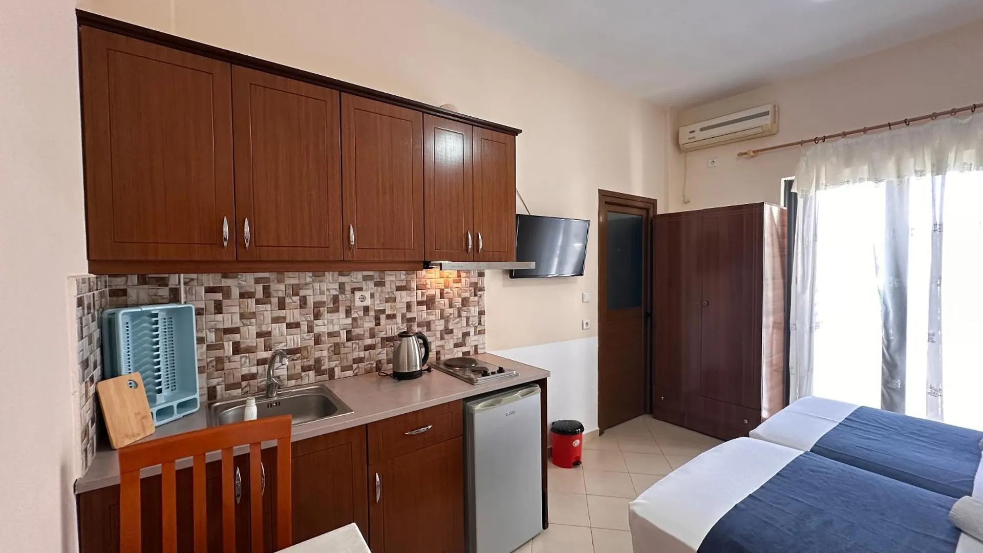 Ion Sea View Apartment Ksamil