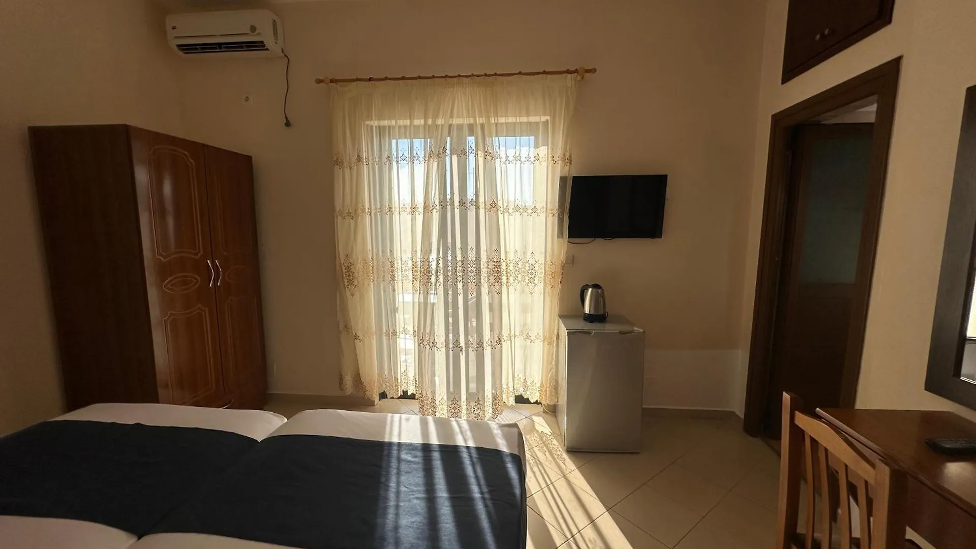 Ion Sea View Apartment Ksamil