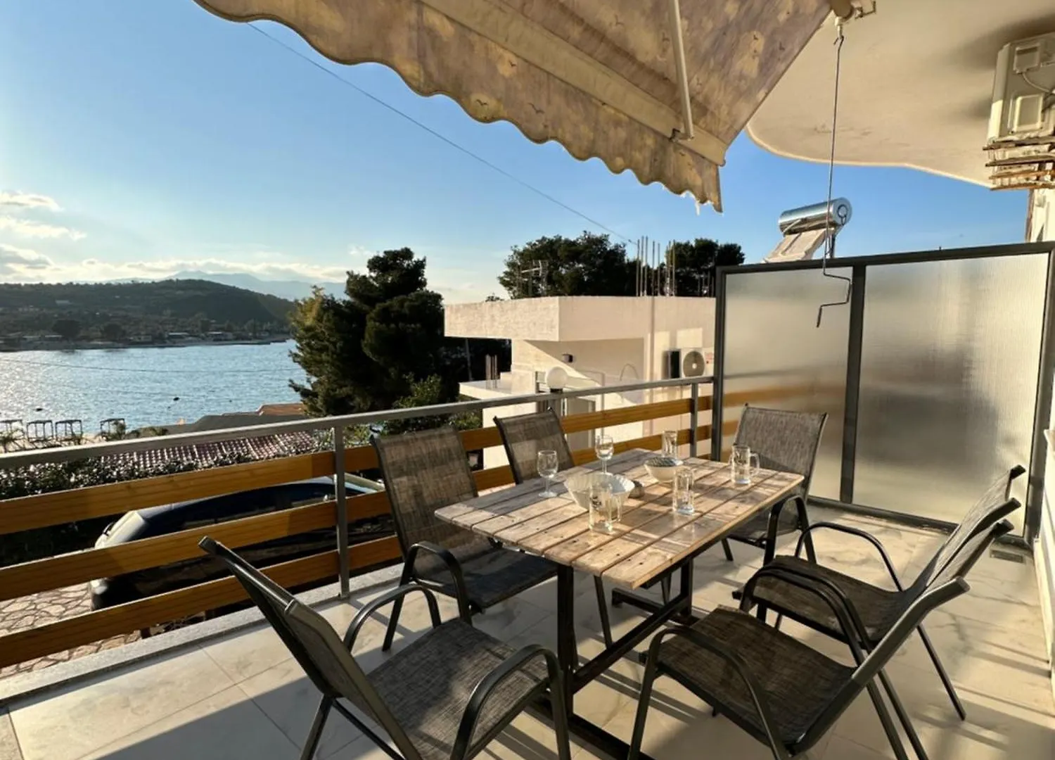 Ion Sea View Apartment Ksamil